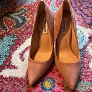 Nude Suede Steve Madden Daisie Pumps
